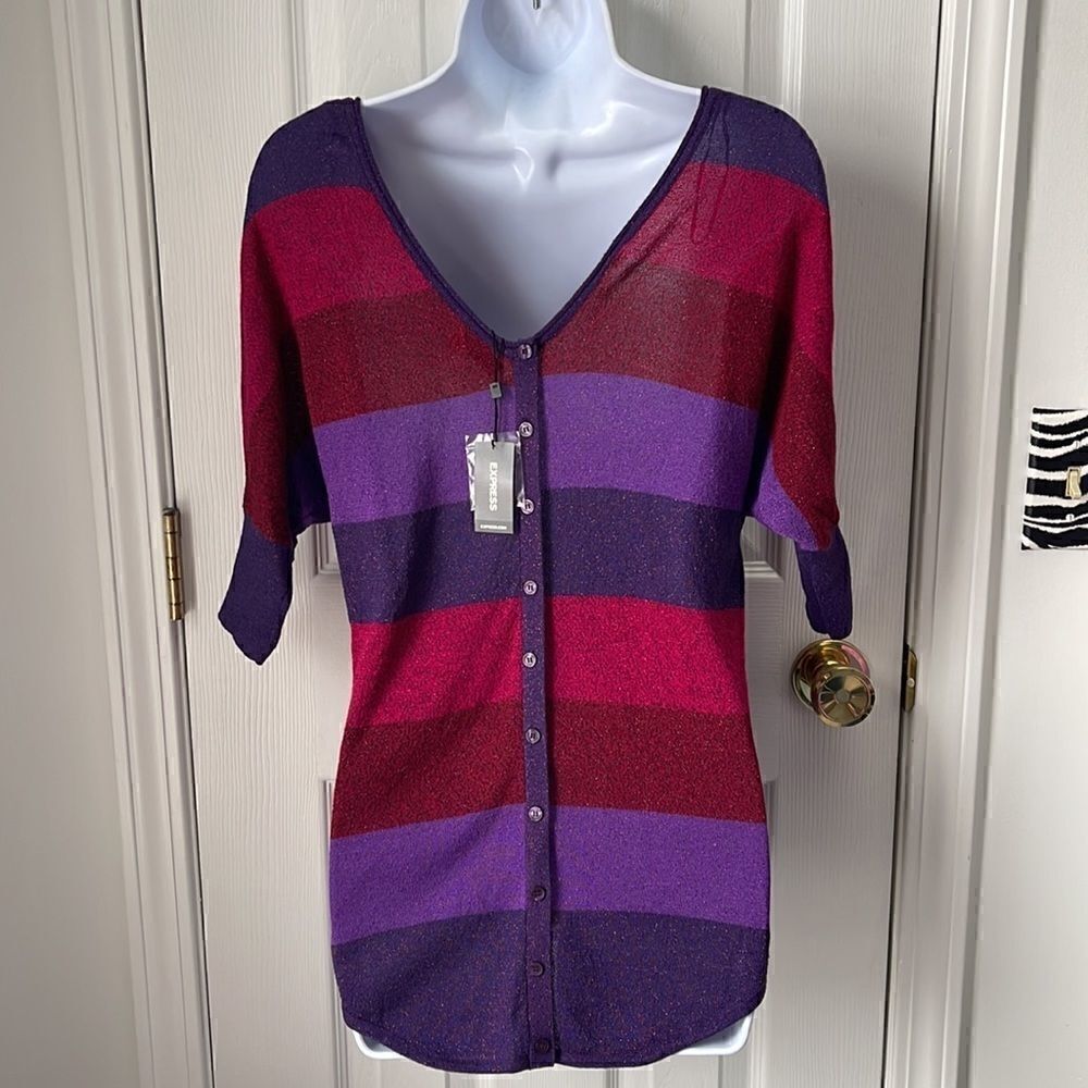 Beautiful button down sweater - Picture 3 of 3